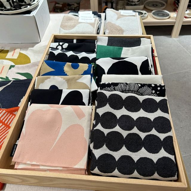 Discovering Marimekko Cafe Singapore 