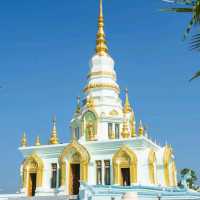 วัดแสนสุข บางแสน