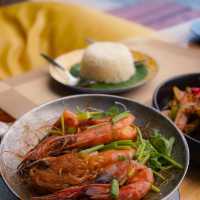 กินลมชมวิวทะเลริมหาดราไวย์ 