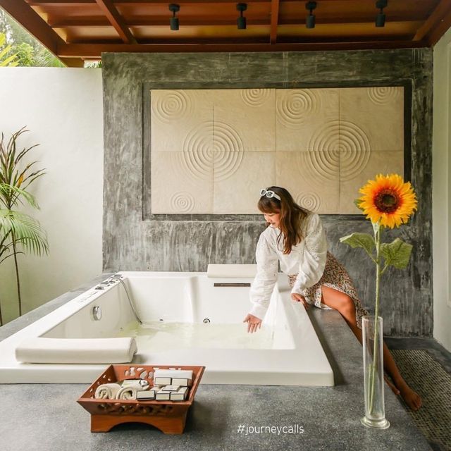 APSARA Beachfront Resort and Villa