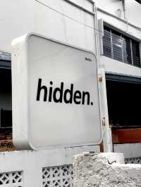 hidden. ค่าเฟ่ยะลา