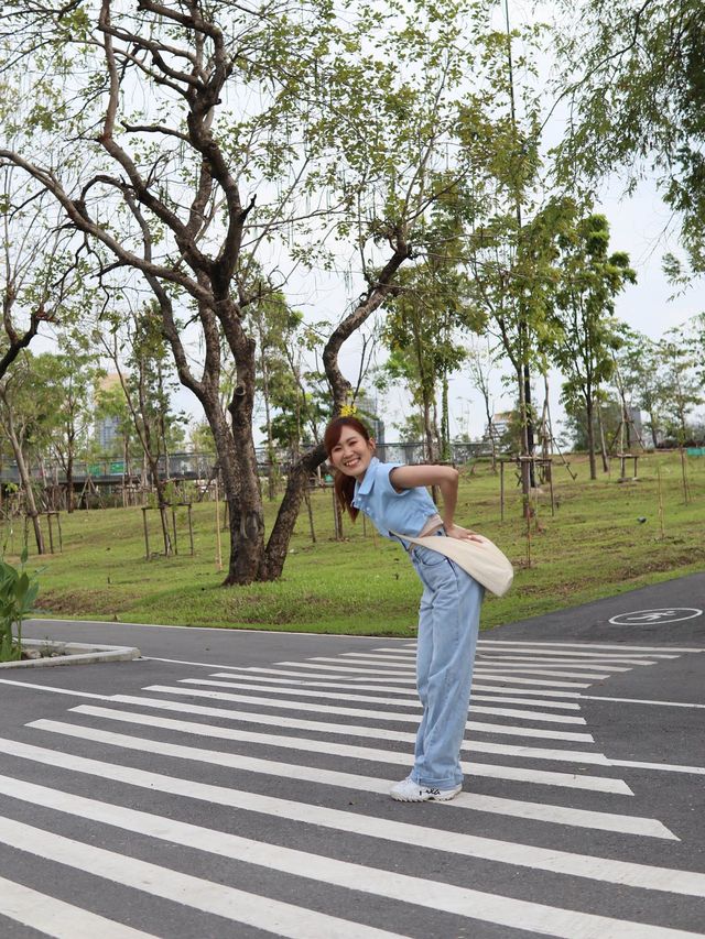 สวนสาธารณะเบญจกิติ เดินเล่นถ่ายรูปชิลล์ๆ