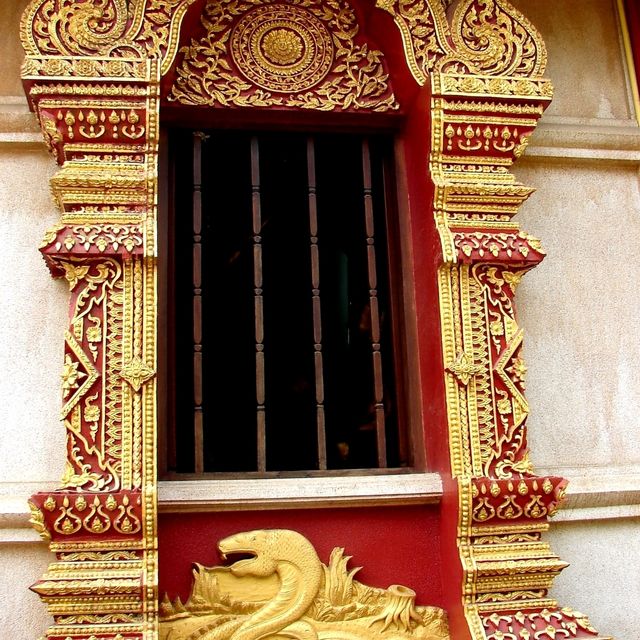 วัดกลางเวียง วัดเก่าแก่เมืองชียงราย