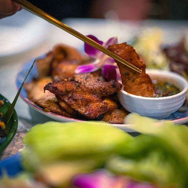📍香港旺角｜青花 · 夢幻藍蝶花炒飯🦋 新派東南亞菜式推介🔥