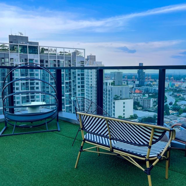 High Streats Rooftop Bar 