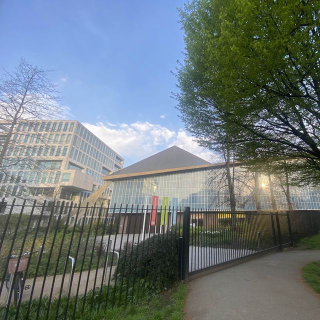 倫敦荷蘭公園：城市中的世外桃源