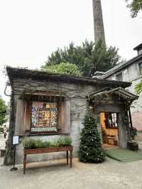ชมงานศิลปะในวันชิว ๆ ที่ Huashan Creative Park