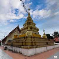 วัดพระธาตุจอมแจ้ง  จ.เชียงราย