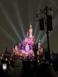 SHANGHAI DISNEYLAND