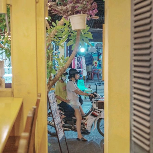 호이안 야시장 반드시 가야할 명소