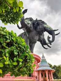 Fascinating!Largest Three-Headed Elephant