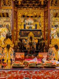 Taipei Xia-Hai City God Temple วัดไหว้ขอคู่ที่ไทเป
