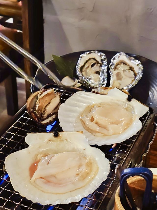 燒海鮮盛合！香氣逼人