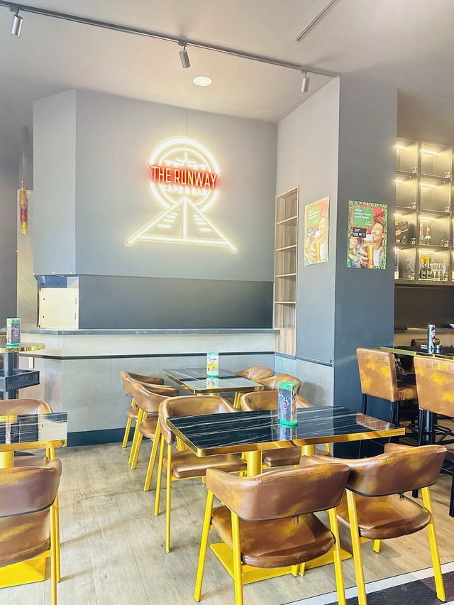 Hidden Gem Cafe & Bar…⭐️The Runway⭐️