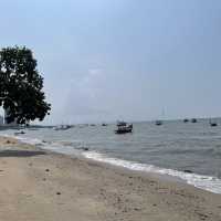Sea you soon cafe’ : คาเฟ่ริมชายหาดบางแสน