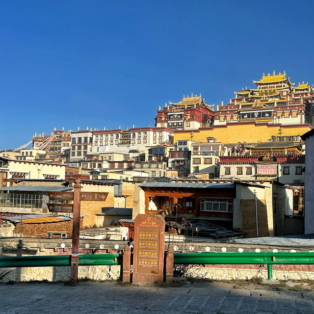 📍Songzhanlin Monastery, Shangri-La 🇨🇳