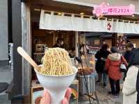 「清水寺旁的HISAYA CAFE，享受櫻花美麗」