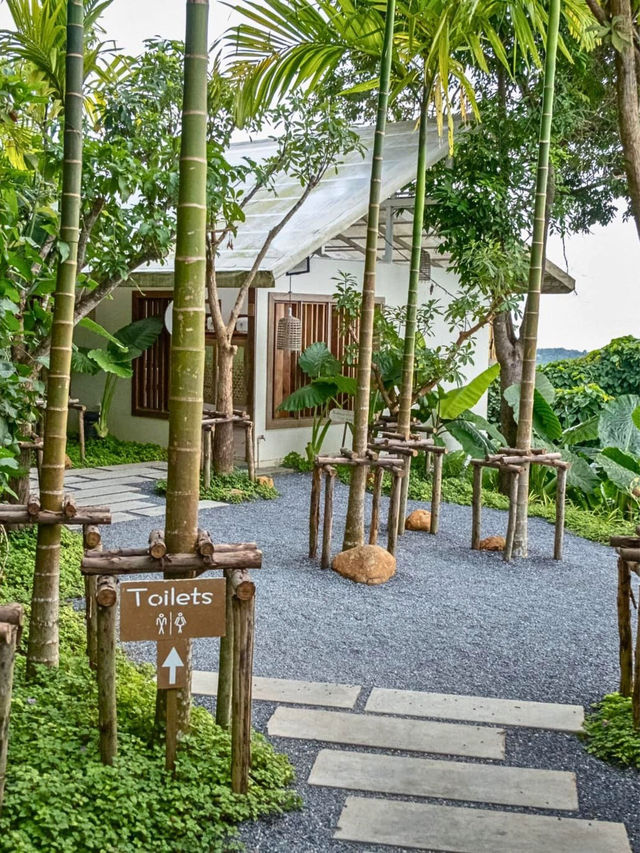 วิวหลักล้าน อาหารหลักร้อย Khaothong hill cafe