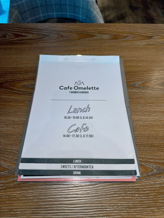 可愛い過ぎて食べられない！おしゃれcafeの『Dogアイス』