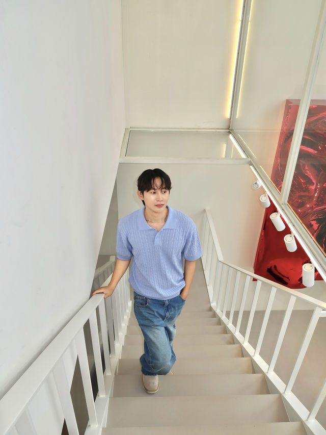 우영미 브랜드 감성이 담겨있는 리뉴얼 된 맨메이드 도산 카페!🕸️