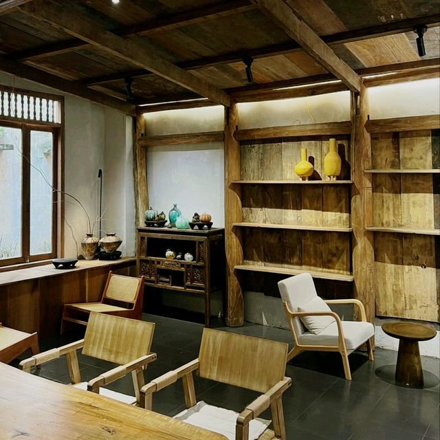 May Kitchenware & coffee shop