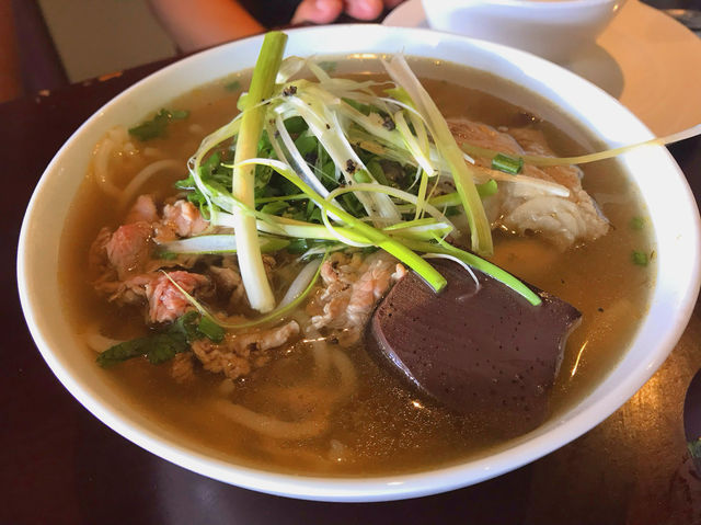 베트남 - 다낭 마담란 맛집 추천 다낭 한강 산책코스까지!