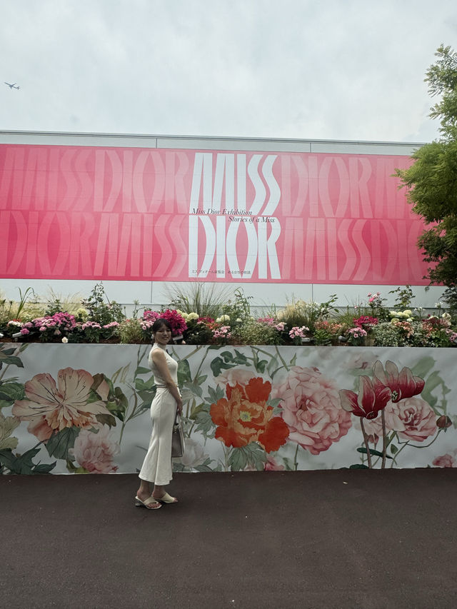 〜東京都〜女子必見！可愛すぎるディオール展✨期間限定予約方法も見てね！
