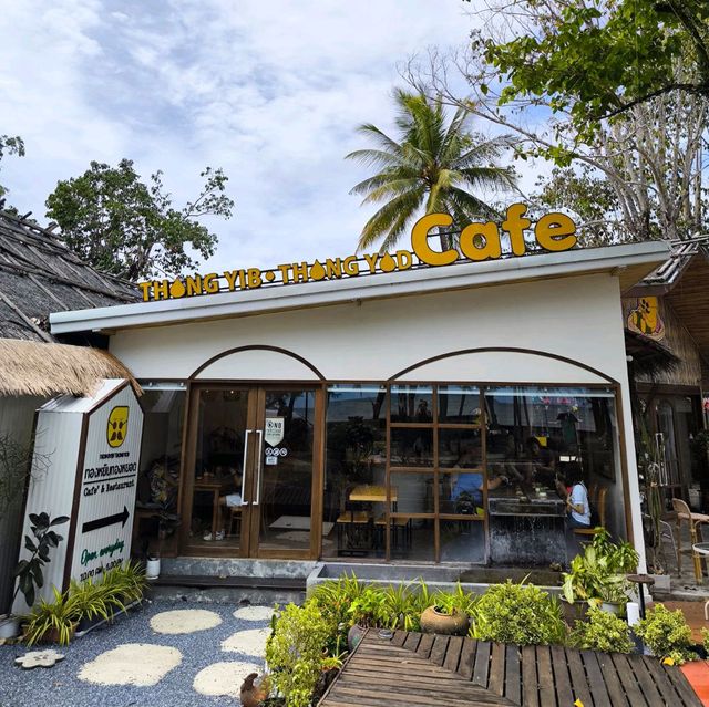 คาเฟ่ขนมไทยที่อ่าวนาง 