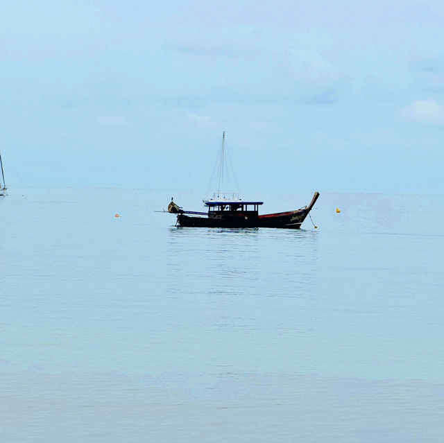 เที่ยวชมวิวทะเลหาดอ่าวยน ภูเก็ต