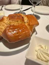 股神巴菲特最愛牛排餐廳 「Smith & Wollensky」