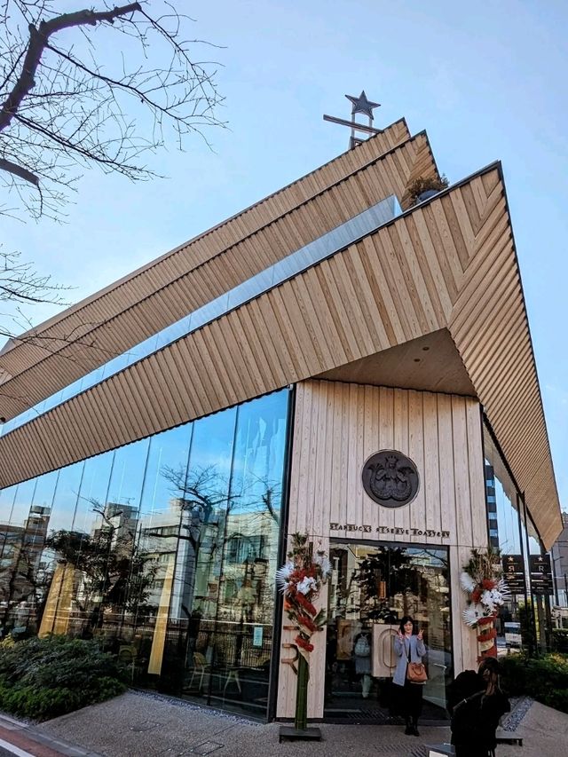 日本東京-星巴克臻選最高頂極殿堂：目黑川特選店