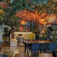 CAFE KREAMS