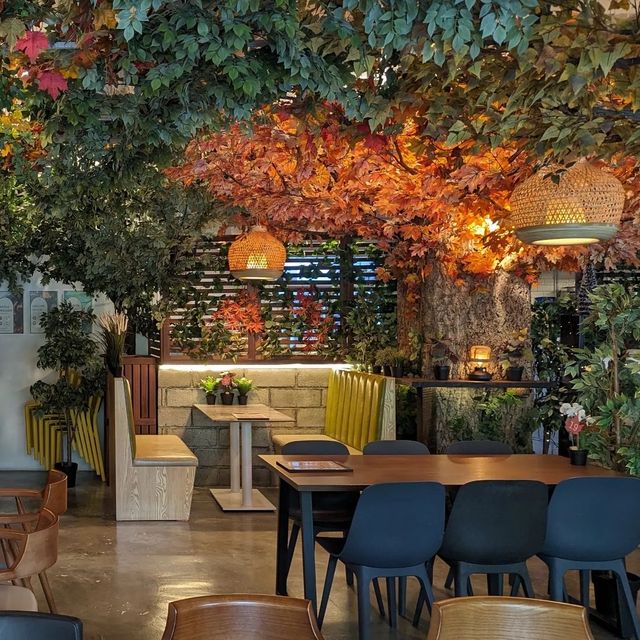 CAFE KREAMS