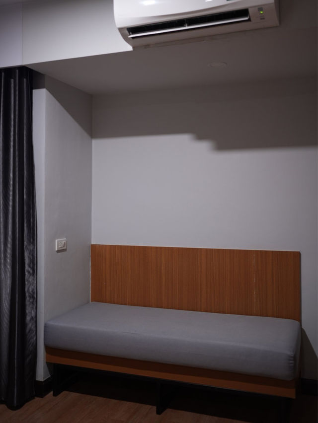 🏢B2 Premier Hotel