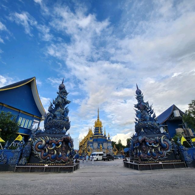 วัดร่องเสือเต้น เชียงราย อยู่ได้จนมืด