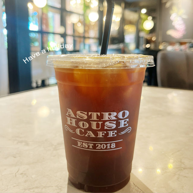ASTRO HOUSE CAFE บางละมุง 🌟🌟