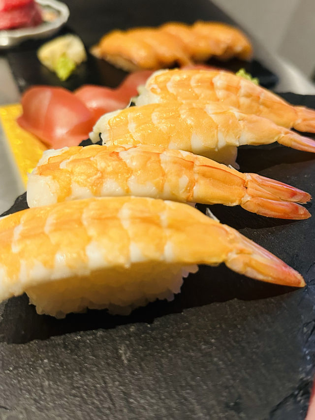 【神戸　三宮】焼肉も寿司も食べ放題！