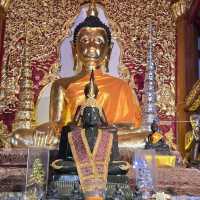 กราบสักการะ 🙏 วัดพระแก้ว อ. เชียงของ