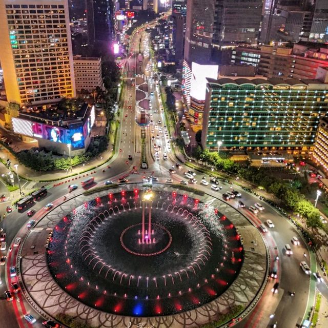 Jakarta's Vibrant Street Life! 🇮🇩**