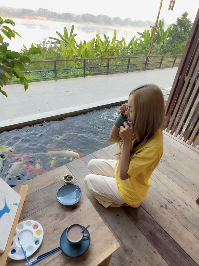 สุเนต์ตา โฮสเทล เชียงคาน 💛