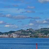 橫間海岸：美麗海港的浪漫🏖️🌊✨