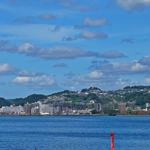 橫間海岸：美麗海港的浪漫🏖️🌊✨