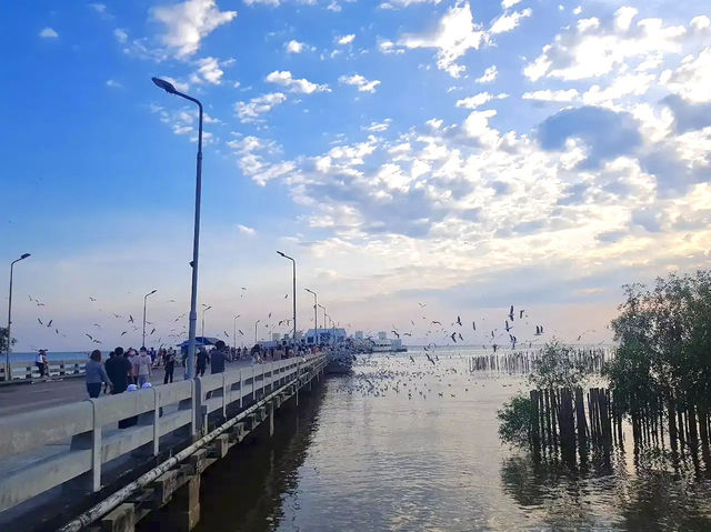 ร้านอาหารศาลาสุขใจ บางปู
