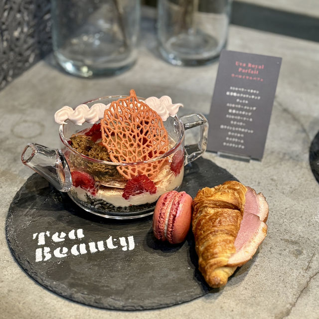 【大阪・中崎町】世界三代紅茶を堪能できるパフェ「紅茶美人 Tea Beauty」