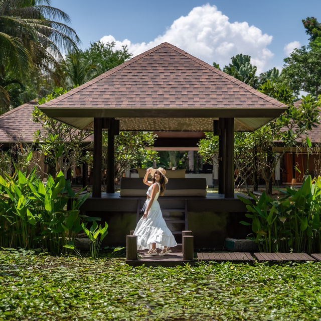 พูลวิลล่าสุดหรูติดปากน้ำปราณฯ ใกล้ต้นตาล 🏝️