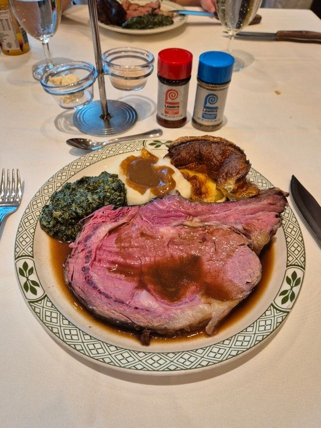 Family Friendly Meal At Lawry's Prime Ribs 🥩