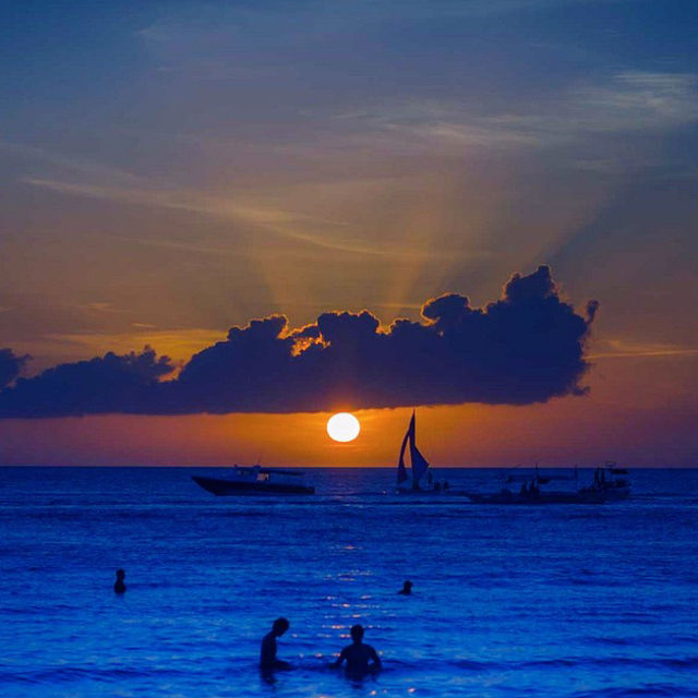 Best Sunset that took my breath away at Boracay Beach!