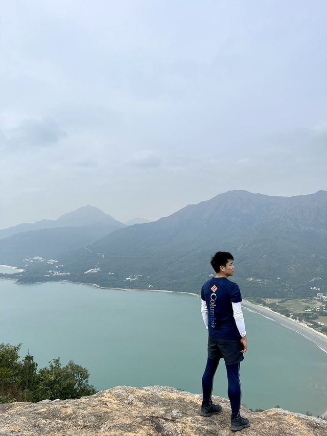 老人山-名字獨特的峰，山火瞭望台外型獨特，更能眺望壯麗海景