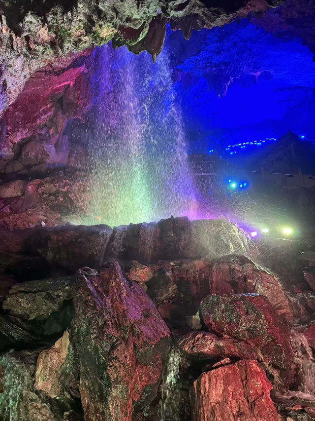 探秘浙江金華神奇之地：雙龍景區的奇幻之旅 🐉✨