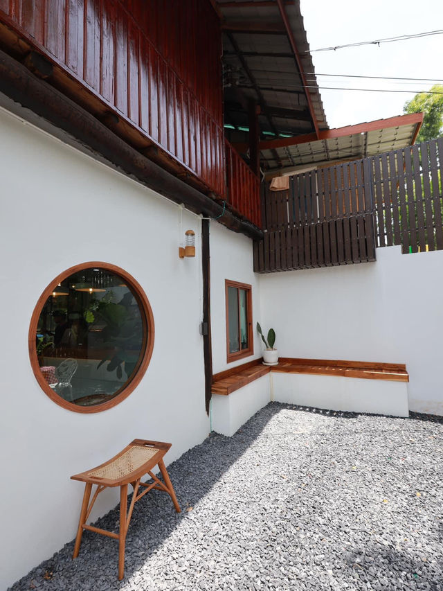  The Yard - Suksamran -